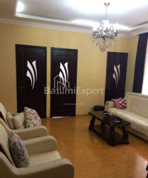 公寓 4-комн 98 m² - 祖拉巴戈尔吉拉泽, Batumi