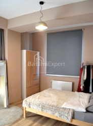 公寓 3-комн 70 m² - 尼科·皮罗斯马尼, Batumi