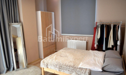 公寓 3-комн 70 m² - 尼科·皮罗斯马尼, Batumi
