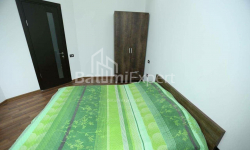 公寓 3-комн 83 m² - 祖拉巴戈尔吉拉泽, Batumi