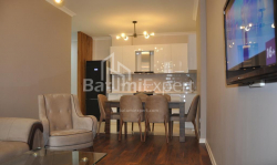 公寓 3-комн 87 m² - 尤里耶夫斯卡娅, Batumi