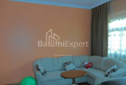 公寓 3-комн 65 m² - 尤里耶夫斯卡娅, Batumi