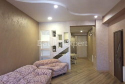 公寓 3-комн 122 m² - 祖拉巴戈尔吉拉泽, Batumi
