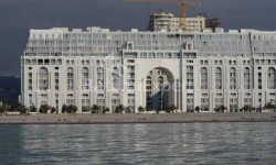 公寓 70 平方米的公寓 - 治安官 Khimshiashvili, Batumi, 佐治亚州。
