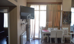 公寓 4-комн 119 m² - 伊利亚·查瓦查瓦泽, Batumi