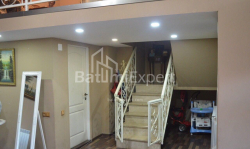 公寓 4-комн 119 m² - 伊利亚·查瓦查瓦泽, Batumi