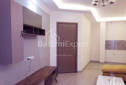 公寓 2-комн 56 m² - 亚历山德拉·普希金, Batumi