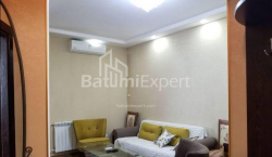 公寓 2-комн 60 m² - 尤里耶夫斯卡娅, Batumi