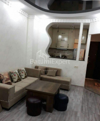 公寓 2-комн 44 m² - 治安官 Khimshiashvili, Batumi