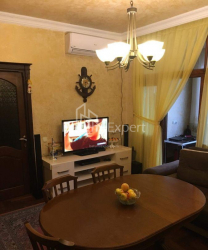 公寓 4-комн 70 m² - 尤里耶夫斯卡娅, Batumi