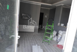 公寓 2-комн 60 m² - 尼科·皮罗斯马尼, Batumi