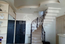 公寓 4-комн 75 m² - 伊利亚·查瓦查瓦泽, Batumi
