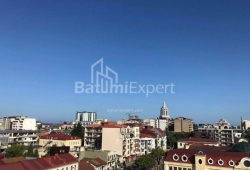 公寓 80 平方米的公寓 - 斯特凡·祖巴拉什维利, Batumi, 佐治亚州。