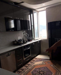 公寓 4-комн 117 m² - 尤里耶夫斯卡娅, Batumi