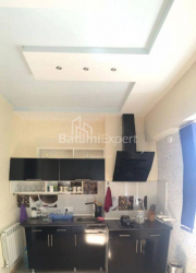 公寓 4-комн 86 m² - 尤里耶夫斯卡娅, Batumi