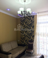 公寓 3-комн 43 m² - 治安官 Khimshiashvili, Batumi