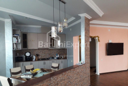 公寓 3-комн 120 m² - 尤里耶夫斯卡娅, Batumi