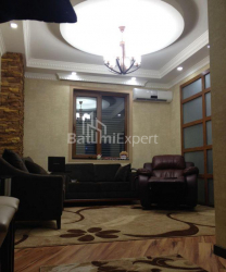 公寓 2-комн 53 m² - 尤里耶夫斯卡娅, Batumi