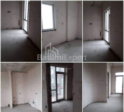 公寓 3-комн 77 m² - 佩特拉·巴格拉季昂尼, Batumi