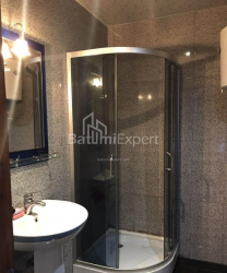公寓 3-комн 65 m² - 尤里耶夫斯卡娅, Batumi