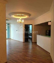 公寓 4-комн 133 m² - 尤里耶夫斯卡娅, Batumi