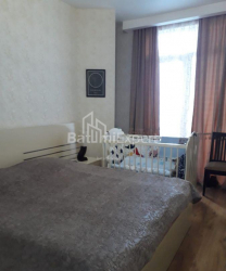 公寓 3-комн 96 m² - 治安官 Khimshiashvili, Batumi