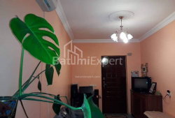 公寓 3-комн 42 m² - 阿斯兰·阿巴希泽将军, Batumi