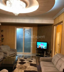 公寓 5-комн 120 m² - 尤里耶夫斯卡娅, Batumi