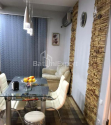公寓 5-комн 120 m² - 尤里耶夫斯卡娅, Batumi