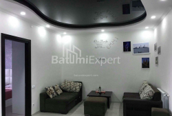公寓 3-комн 80 m² - 尤里耶夫斯卡娅, Batumi