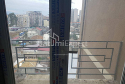 公寓 2-комн 71 m² - 拉多·古迪亚什维利, Batumi