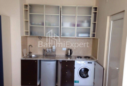 公寓 1-комн 27 m² - 治安官 Khimshiashvili, Batumi