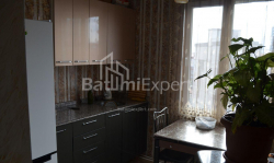 公寓 2-комн 70 m² - 尤里耶夫斯卡娅, Batumi