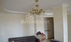 公寓 2-комн 70 m² - 尤里耶夫斯卡娅, Batumi