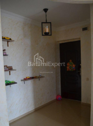 公寓 2-комн 70 m² - 尤里耶夫斯卡娅, Batumi