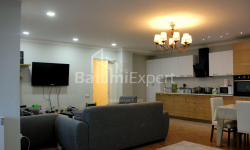 公寓 3-комн 147 m² - 尤里耶夫斯卡娅, Batumi