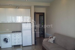 公寓 3-комн 65 m² - 尤里耶夫斯卡娅, Batumi
