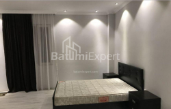 公寓 3-комн 77 m² - 得墨忒耳塔夫达德布利, Batumi