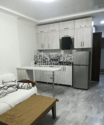 公寓 3-комн 45 m² - 尤里耶夫斯卡娅, Batumi