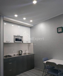 公寓 19-комн 34 m² - 尼科·皮罗斯马尼, Batumi