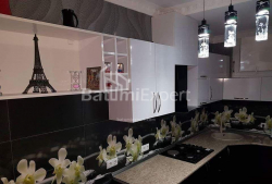 公寓 4-комн 76 m² - 尤里耶夫斯卡娅, Batumi