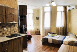 公寓 1-комн 35 m² - 尤里耶夫斯卡娅, Batumi