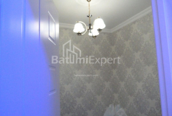 公寓 3-комн 43 m² - 治安官 Khimshiashvili, Batumi