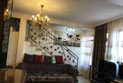 公寓 8-комн 250 m² - 尤里耶夫斯卡娅, Batumi