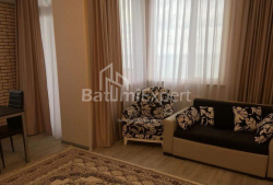 公寓 3-комн 49 m² - 治安官 Khimshiashvili, Batumi