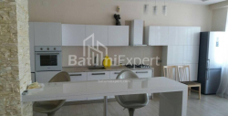 公寓 3-комн 160 m² - 伊利亚·查瓦查瓦泽, Batumi