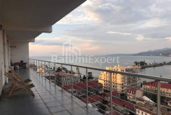 公寓 3-комн 160 m² - 伊利亚·查瓦查瓦泽, Batumi