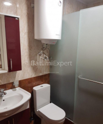公寓 1-комн 45 m² - 治安官 Khimshiashvili, Batumi