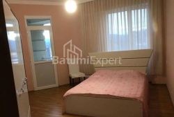 公寓 3-комн 70 m² - 祖拉巴戈尔吉拉泽, Batumi