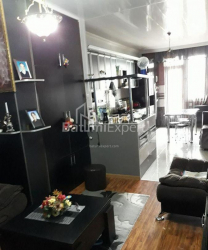 公寓 5-комн 102 m² - 尤里耶夫斯卡娅, Batumi